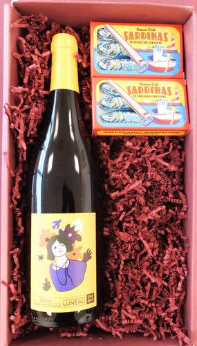 Muscadet and Chocolate Sardines Gift Box