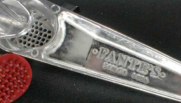Fante Cousin Umberto's Garlic Press - Thumbnail 2