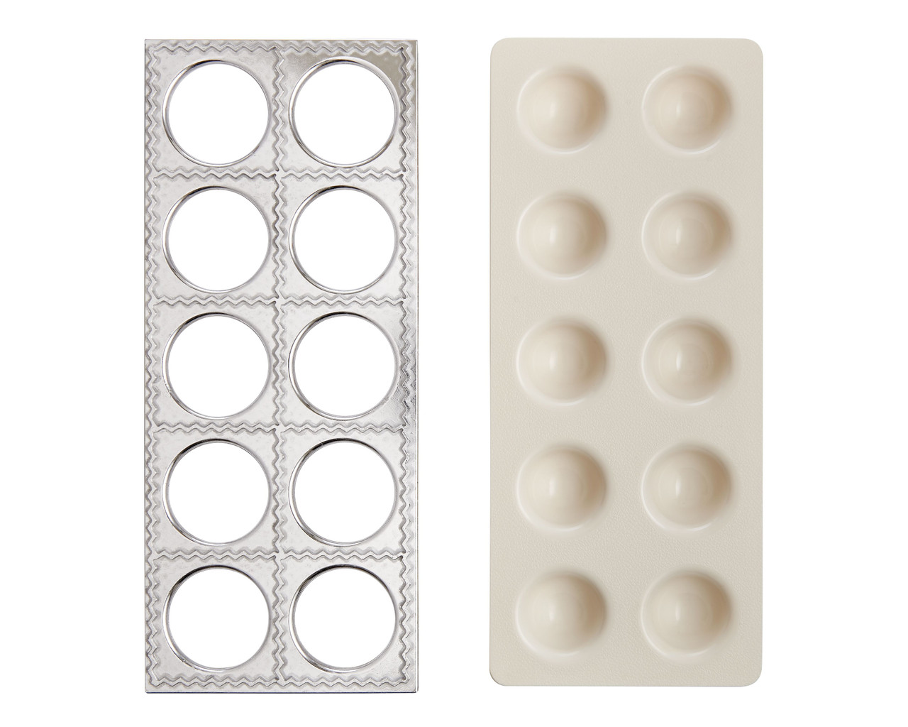 Fante's Grandma Luisa's Ravioli Maker - Thumbnail 3