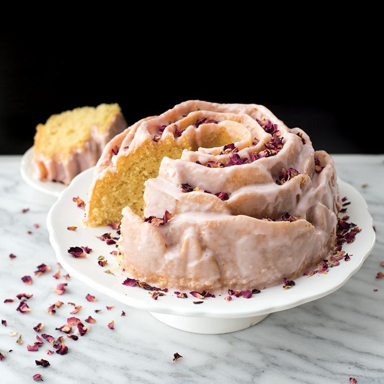 Nordic Ware 87537 Nordic Ware Blossom Bundt Pan