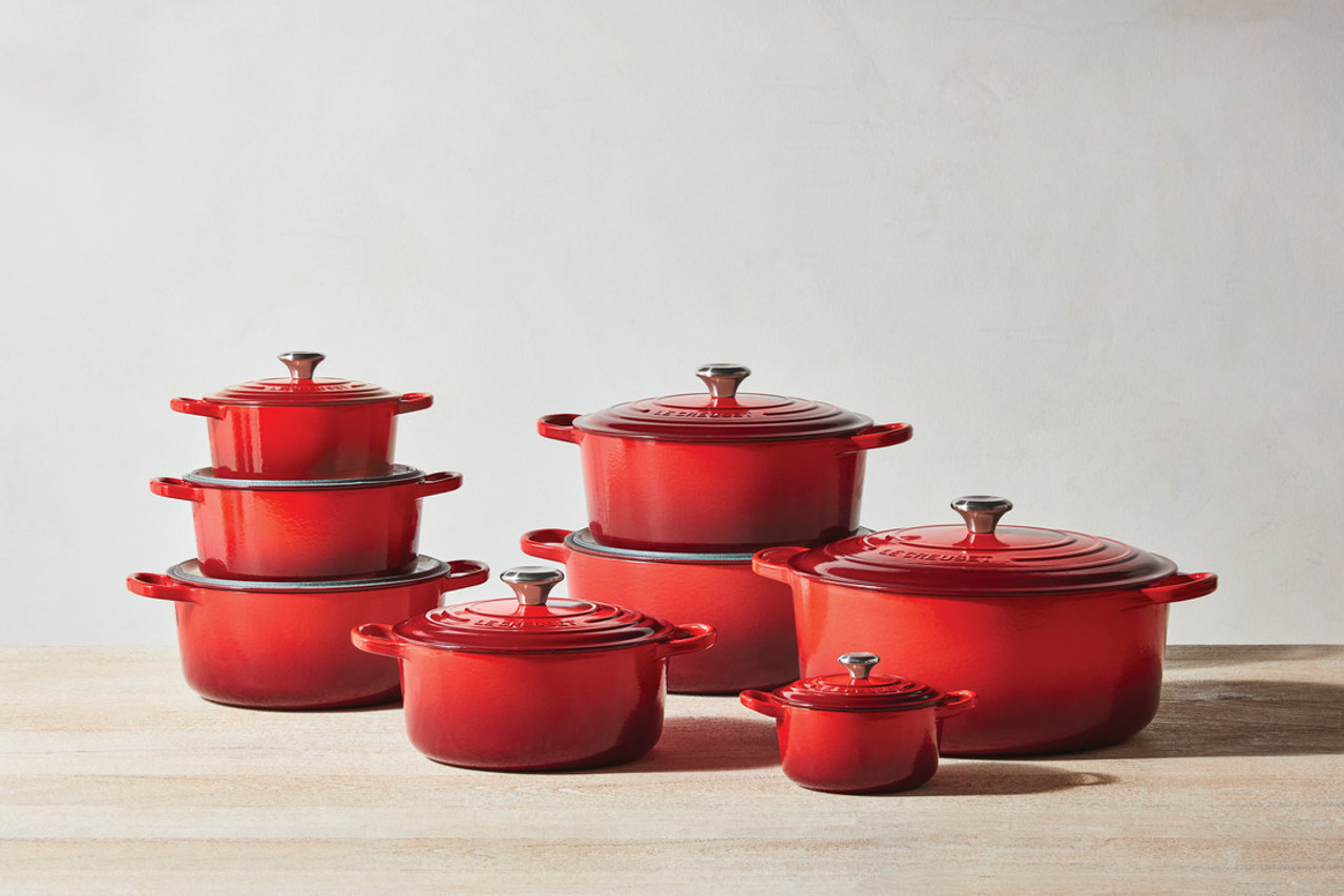 Le Creuset Signature 2 Quart Round Dutch Oven - Cerise