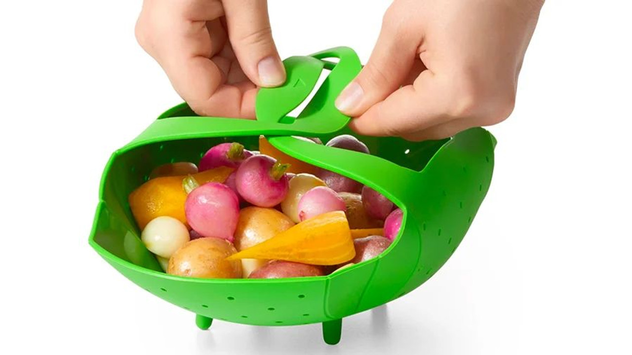 How To Use Silicone Steamer Basket