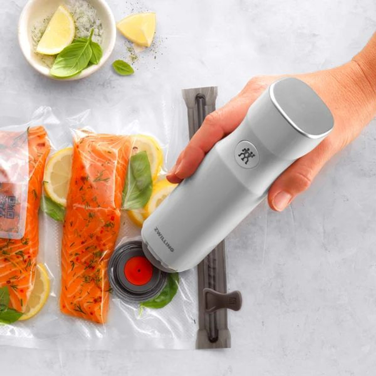 Yukichan 専用Zwilling Vaccum Pump Buy ZWILLING Fresh & Save Vacuum pump with charging cap