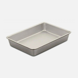 Cuisinart - Chef's Classic 9 Square Cake Pan - Champagne