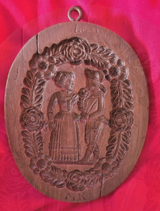House On The Hill George and Martha Springerle Mold