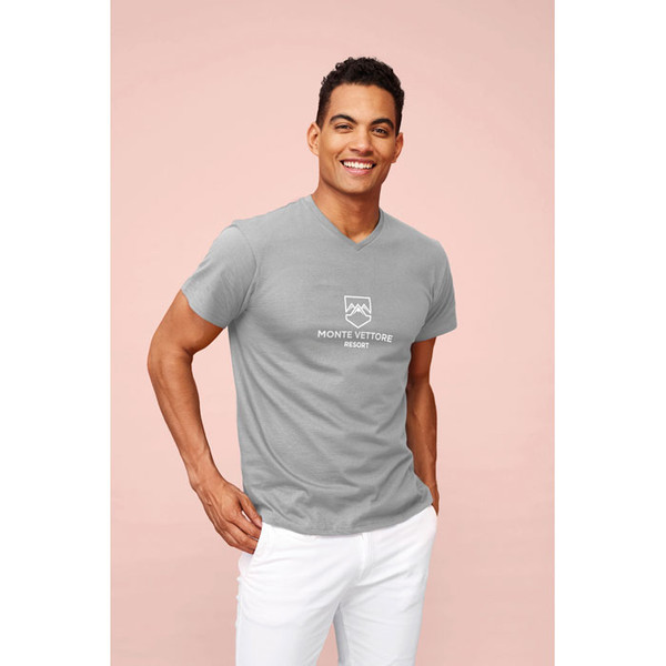 tricou bumbac cu decolteu in V pentru barbati, personalizat