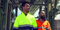 Echipamente de protecție și lucru personalizate 2025