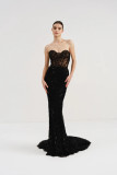 Sleeveless Sweeping Lace Gown