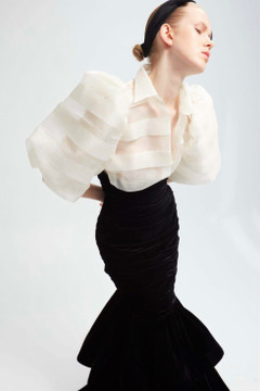 Short Sleeve Blouse and Trumpet Skirt Short Sleeve Blouse and Trumpet Skirt