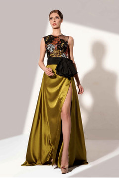 Sleeveless High Slit Gown Sleeveless High Slit Gown