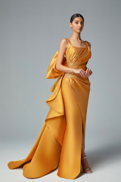 Oversized Bow Back Gown Oversized Bow Back Gown
