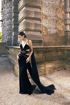 Marocain Crepe Gown with Mousseline Shawl Marocain Crepe Gown with Mousseline Shawl