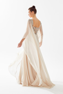 Elona Gown Elona Gown