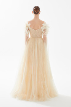 Magic Gown Magic Gown