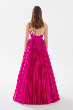 Holly Taffeta Gown Holly Taffeta Gown