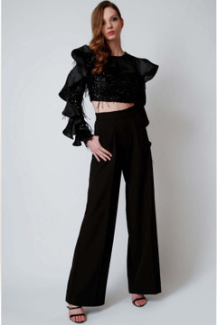 Crop Top with Trousers