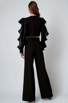 Crop Top with Trousers