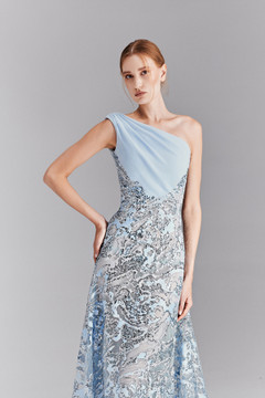 One-Shoulder Pattern Gown One-Shoulder Pattern Gown