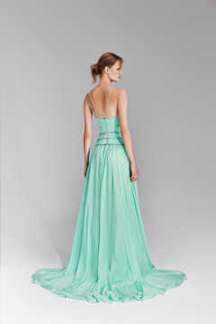 Sleeveless High-Slit Gown Sleeveless High-Slit Gown