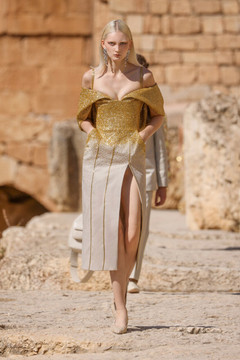 Collar-like Hood Dress Collar-like Hood Dress