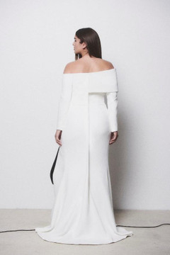 Off-Shoulder Long Sleeve Dress Off-Shoulder Long Sleeve Dress