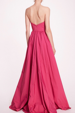 Bow-Shaped Bodice Gown Bow-Shaped Bodice Gown