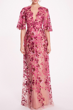 Short Sleeve V-Neck Tulle Gown Short Sleeve V-Neck Tulle Gown