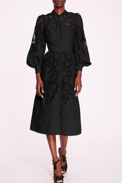 Long-Sleeve Buttoned Dress Long-Sleeve Buttoned Dress