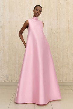 Quiven Gown Quiven Gown
