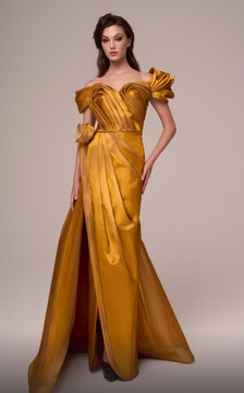 Pleated Sweetheart Off Shoulder Gown Pleated Sweetheart Off Shoulder Gown