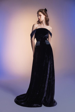 Off Shoulder Velvet-Gown Off Shoulder Velvet-Gown