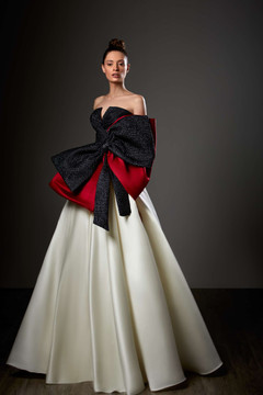 Strapless Exaggerated Bow A-Line Gown Strapless Exaggerated Bow A-Line Gown