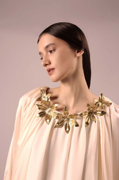 Golden Lily Caftan Golden Lily Caftan
