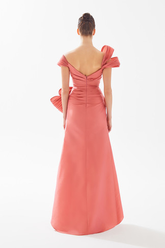 Bobby  Gown