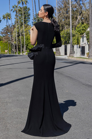 Stretch Crêpe One Sleeve Gown