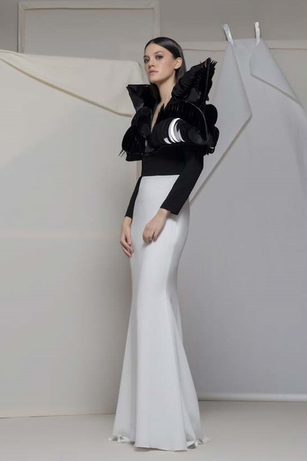 Isabel Sanchis Albagiara Sculpted Long Sleeve Gown