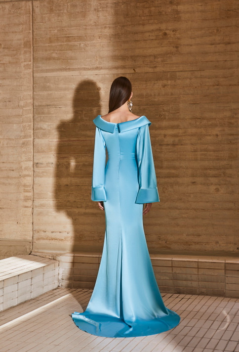 Long Sleeve Robe Gown
