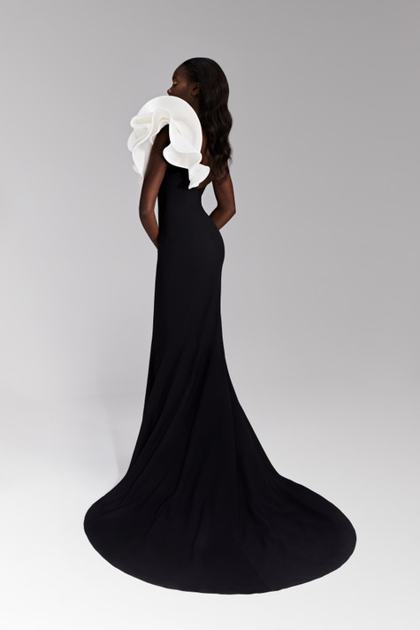 Sleek Mermaid Gown