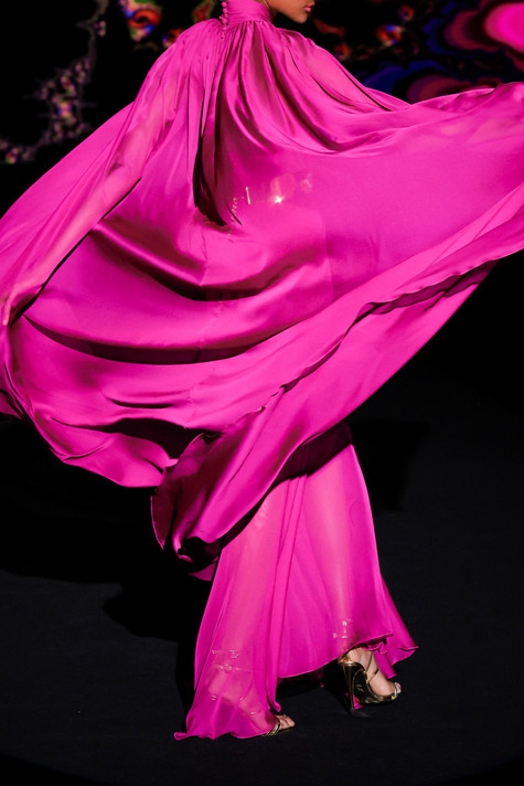 Kamelia Gown