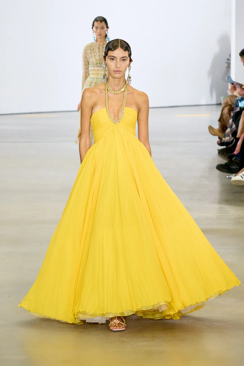 Giambattista Valli A字超长挂脖连衣裙 In Multi