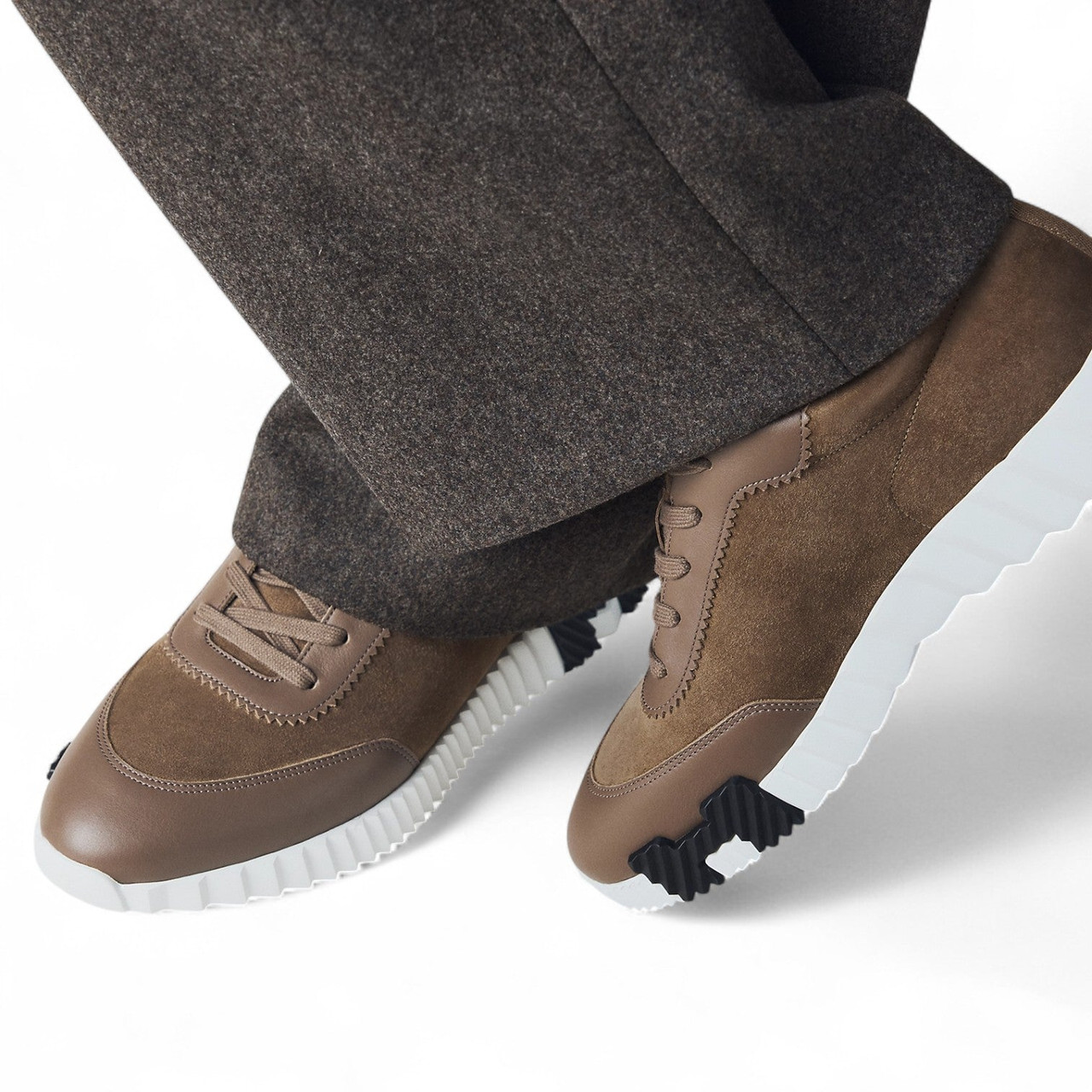 HERMES MEN BROWN BOUNCING SNEAKER (Ref HE-39-S-34375)