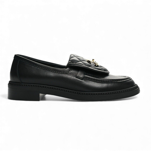 CHANEL LAMBSKIN QUILTED CC TURNLOCK LOAFERS (Ref CH-34BLACK-S-31344)