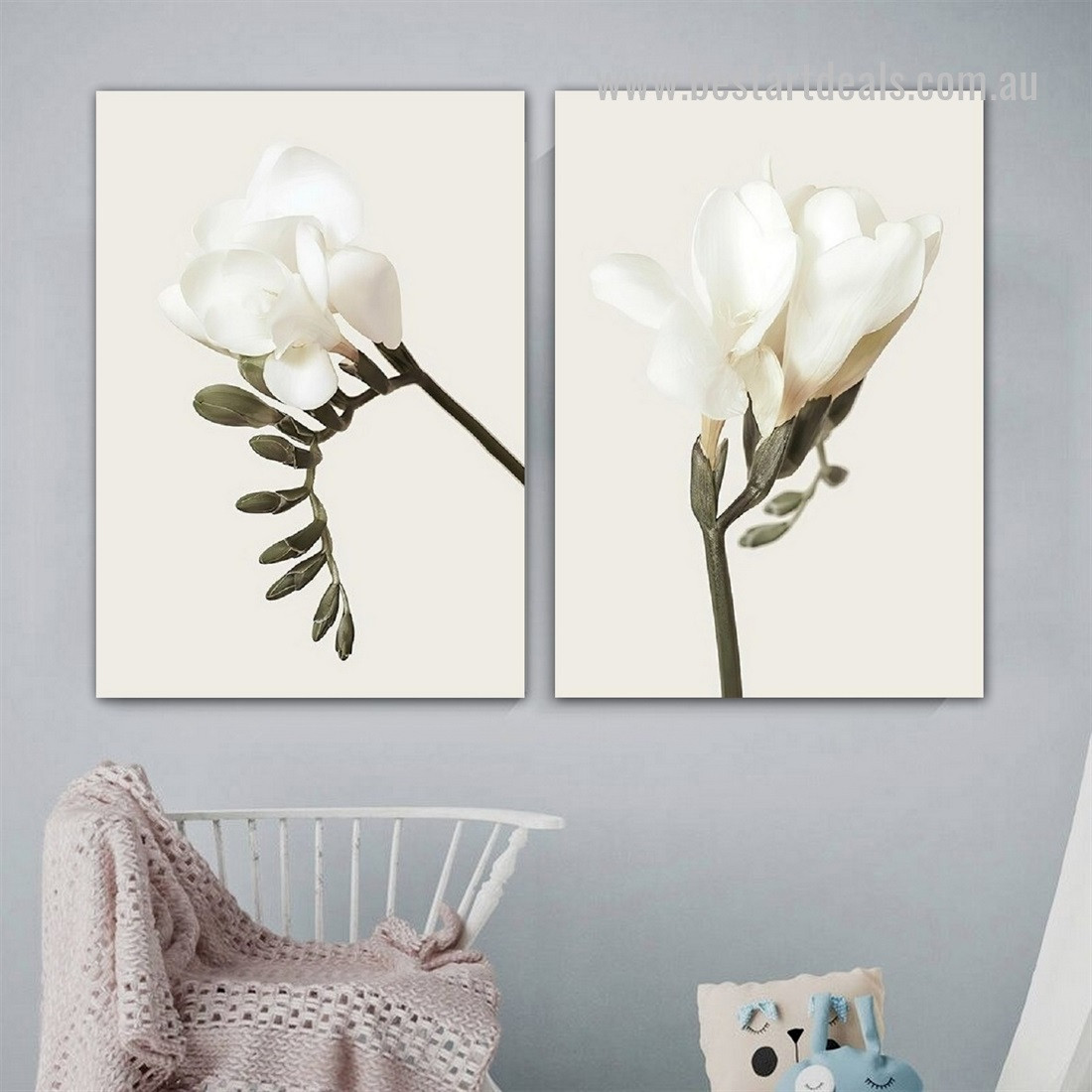 Freesia Daffodils Floral 2 Piece Framed Stretched Minimalist Wall Artwork Modern Image Canvas Print for Room Outfit