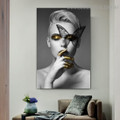 Dame Butterfly Abstract Figure Modern Framed Artwork Portrait Canvas Print for Room Wall Garniture