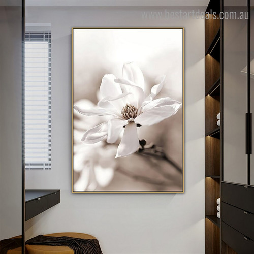 Magnolia Floret Floral Vintage Framed Painting Pic Canvas Print for Room Wall Adornment