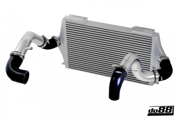 do88 92-98 Volvo 740/940 Turbo (76mm Throttle) BigPack Intercooler Kit w/Black Hoses - BIG-940-S-76 Photo - Primary