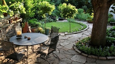 Outdoor Mosquito Traps Help Create The Perfect Alfresco Dining Experience 