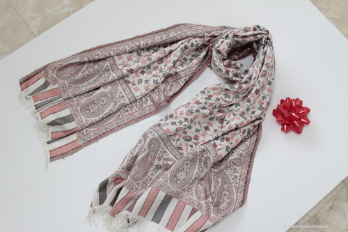 Off-White Pashmina Stole with Leaves and Shringar Design