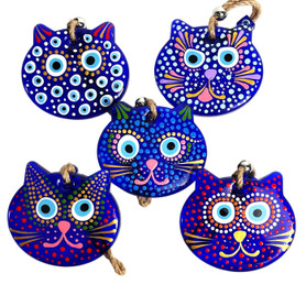 Hand Painted Cat W/ Evil Eye Bead Wall Hanger 1 Count (Assorted Colors) 4.5"x 9"