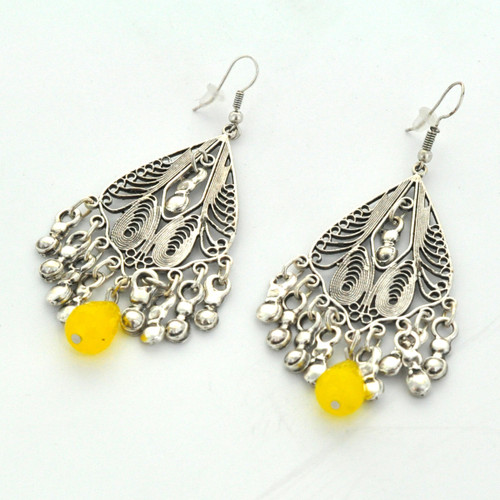 Profile of earrings Profile of earrings